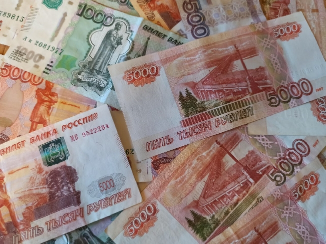 Миллион рублей отдал мошеннику пожилой житель Иванова