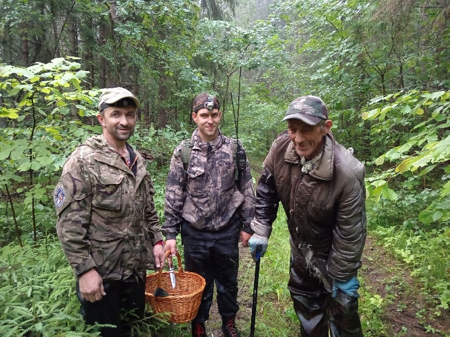 В Ивановской области поисковики отряда «Форест» спасли заблудившегося грибника 