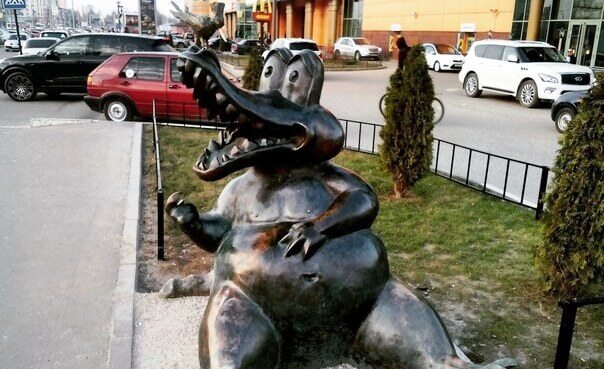 Скульптура «Первый стоматолог» в Иванове вошла в энциклопедию самых необычных в России