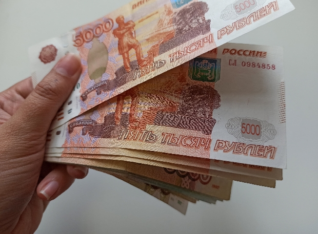По 50 тысяч рублей получили около 200 многодетных семей Ивановской области