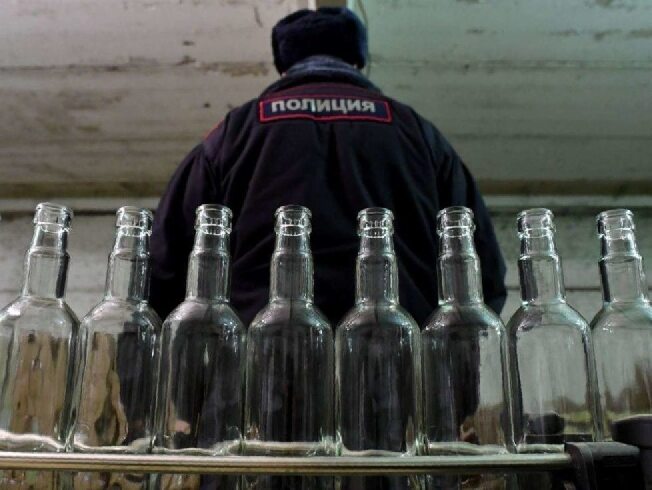Серийную торговку сомнительным алкоголем судят в Ивановской области