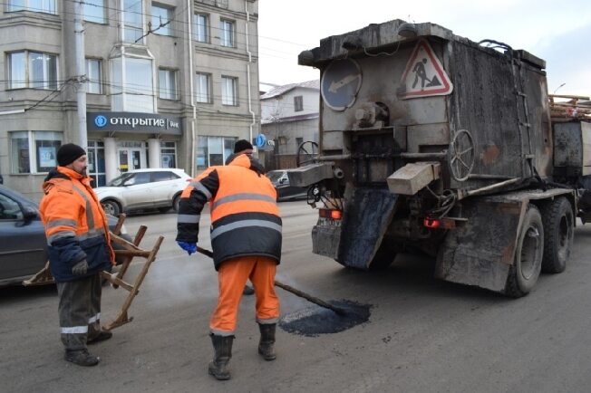 В Иванове увеличили темпы ямочного ремонта проезжей части