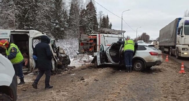 Два человека погибли в жёстком ДТП под Ивановом