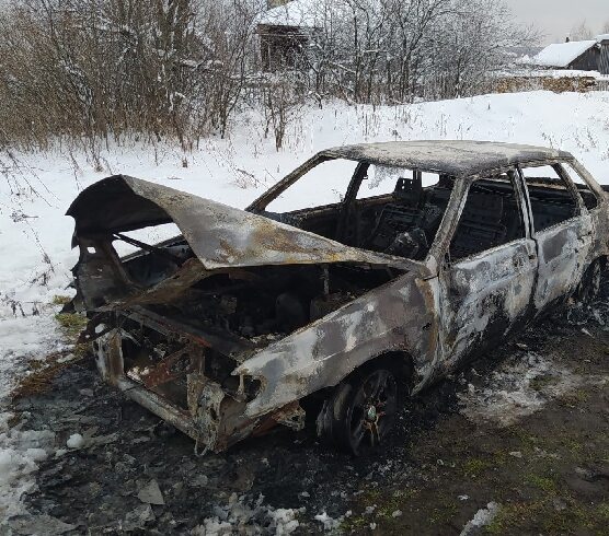 В Ивановской области в автомобиле заживо сгорел мужчина
