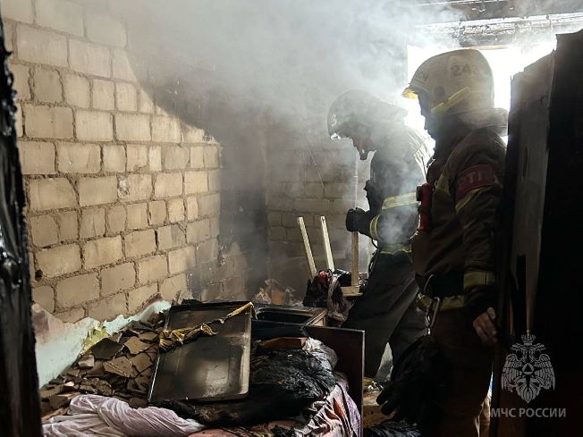 Пожар в многоквартирном доме в Иванове произошёл из-за церковной свечи