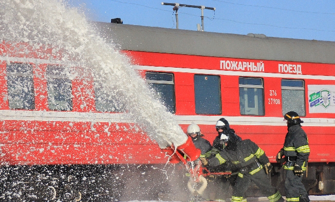Пожарные поезда Северной железной дороги подготовлены к летнему пожароопасному периоду