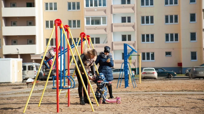 Услугу по кратковременному присмотру за детьми вне очереди получают ивановские семьи участников СВО