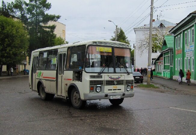 Опасные автобусы ездили по дорогам Фурманова