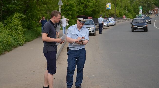 В Ивановской области будут массово останавливать автомобили с тонировкой