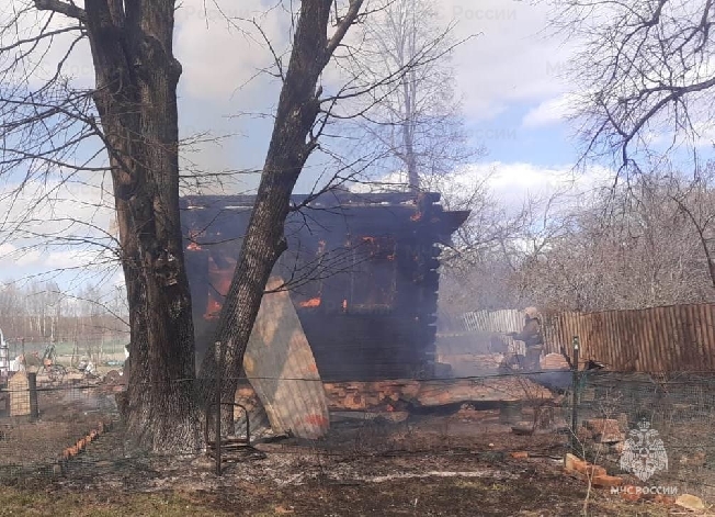 В Ивановской области сгорела супружеская пара и пытавшийся их спасти сосед