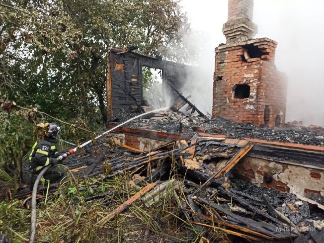 В Ивановской области снова вспыхнул дом, где полтора года назад сгорел человек