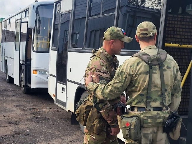 будут отправлены на территорию. охраняемая территория табличка. въезд на частную территорию табличка. пропуск на донецк. вывеска частная территория.