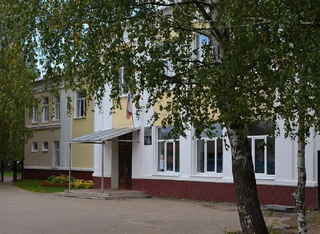 Ивановская прокуратура через суд потребовала отремонтировать школу № 6 в Приволжске