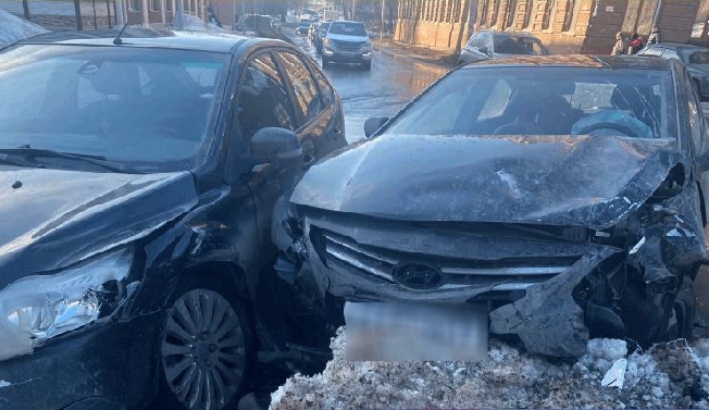 Жёсткое массовое ДТП в Иванове устроил водитель без российских прав