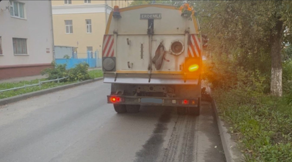 Спецтехника.jpg Спецтехника.jpg