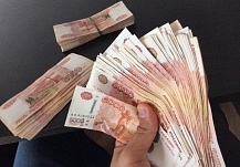 Жительница Ивановской области выплатила полмиллиона рублей 18-летнему сыну