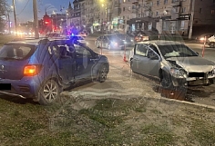 �������� � � 15-������ ���������� ��������� � ������ ��� � �������