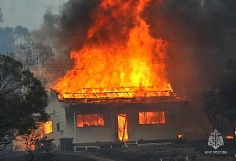 Страшный пожар произошёл на Карьерной в Иванове в полночь