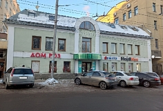 В центре Иванова на девочку упала ледяная глыба