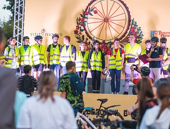 ������� ������� ��������� ������� 12 ������� �� ������ ������� 16+