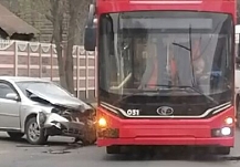 В Иванове произошла авария с участием троллейбуса