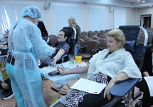 Ивановский мэр сдал в ходе донорской акции пол-литра своей крови