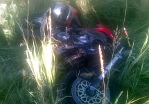 33-летний мотоциклист в Ивановской области при обгоне грузовика столкнулся с ним и погиб