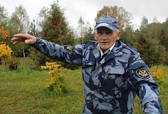 Кинешемский ветеран на своём участке благоустраивает мемориал блокадникам Ленинграда
