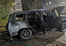 В Иванове огонь с Toyota Land Cruiser перебросился на Hyundai