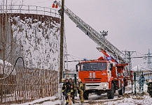 В Иванове на энергетическом предприятии тушили крупный мазутный пожар
