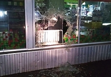 В Ивановской области ночью дерзко ограбили магазин 