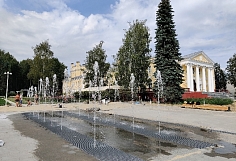 Жители оценили благоустройство Площади Коновалова в Вичуге
